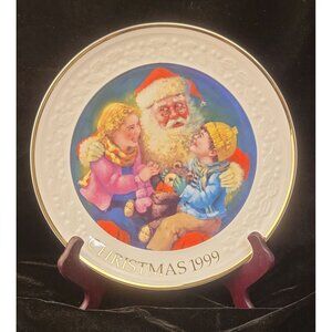 Antique Avon Porcelain Collector's Plate "Santa's Tender Moment"